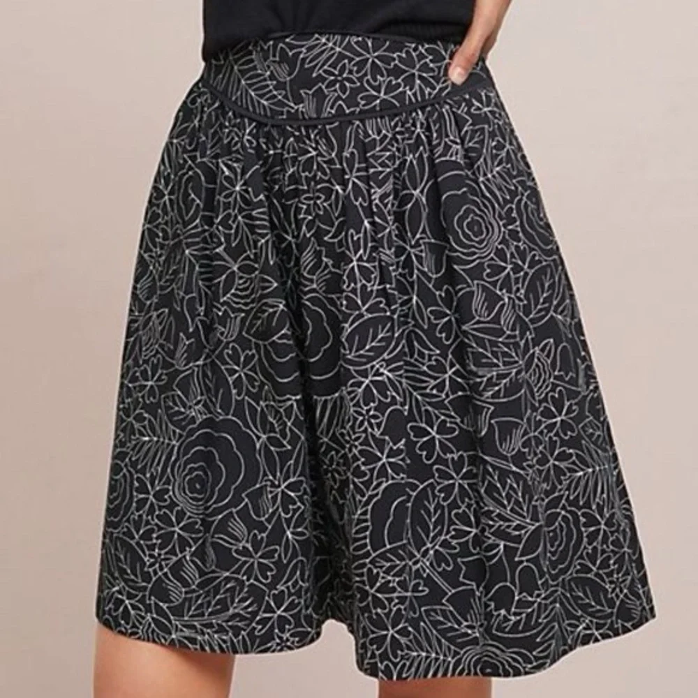 Anthropologie Conversations 38 of 52 Colloquial A-Line Skirt Black Floral Circle